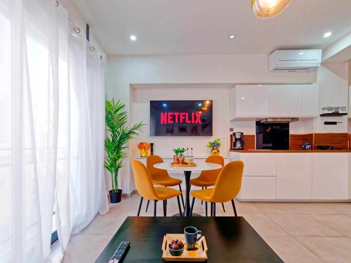 City Vibes, Indoor Parking, Breakfast & Air Conditioning Nice Exterior photo